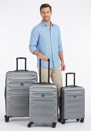Delsey Paris, METEOR 4 ROLLEN KOFFERSET 3-TEILIG MIT DEHNFALTE UNISEX - Set de valises - graphite