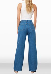 Trendyol Vaqueros a campana - blue