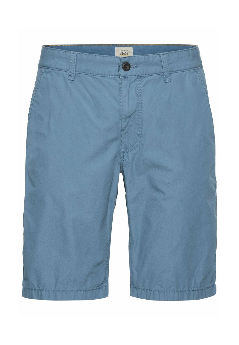 Lichtblauwe shorts van lichtgewicht stof, met een knoopsluiting, voorzakken en een gladde, licht gestructureerde afwerking.