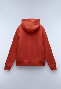 Rode hoodie met een grote capuchon, geribbelde manchetten en zoom. Gemaakt van zachte stof met een gladde textuur en een eenvoudig ontwerp. Achteraanzicht weergegeven.