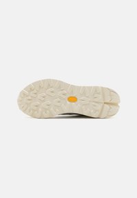 HI-TEC HTS74 SHADOW UNISEX  - Trainers - shark/gardenia