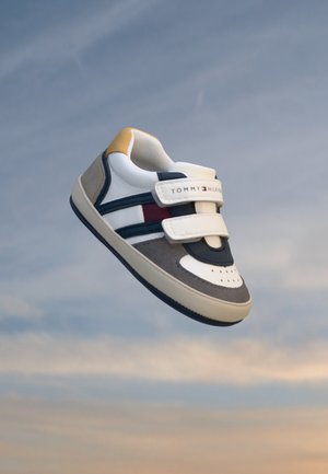 Tommy Hilfiger, KIKI UNISEX - Маратонки - multicolor