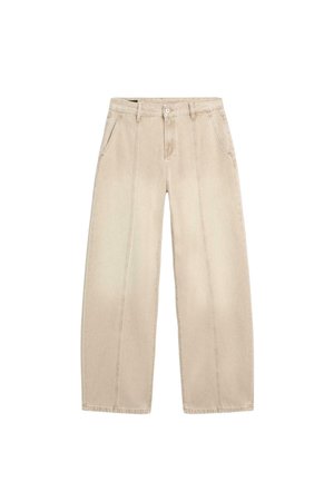 Beige Hose mit weitem Bein, vorderen Taschen, Gürtelschlaufen, Knopfverschluss und sichtbaren vertikalen Nähten vor weißem Hintergrund.