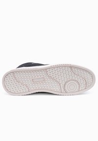 Ombre Vysoké tenisky - black