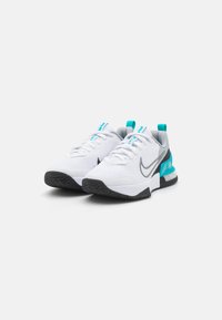 Nike Performance AIR MAX ALPHA TRAINER 6 - Treeningjalatsid - light smoke grey/particle grey/white/black/dusty cactus