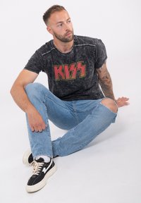 Paradiso Clothing KISS CLASSIC BAND LOGO SNOW WASH - Print T-shirt - black