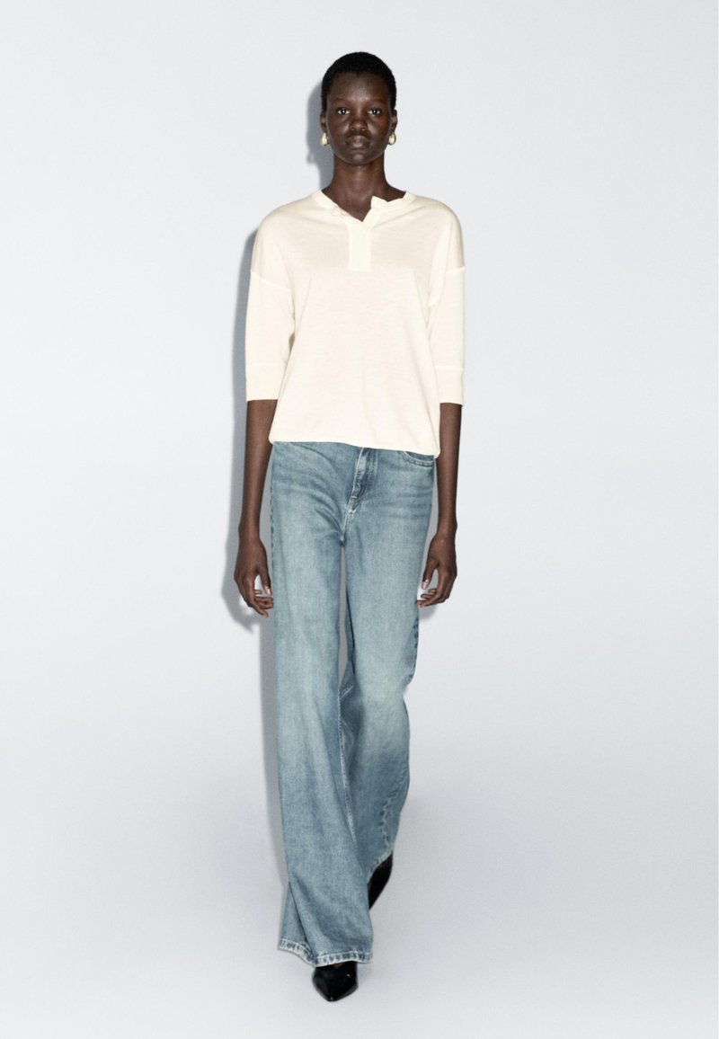 Massimo Dutti ROUND BUTTONED NECK - Longsleeve - beige