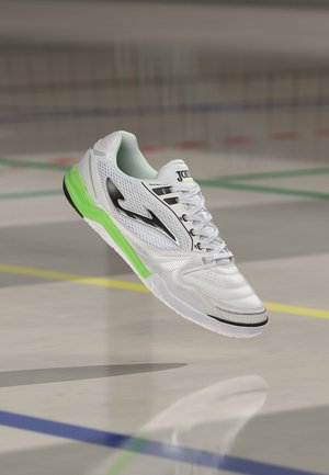 Joma, DRIBLING INDOOR - Футболни обувки за игра на закрито - white