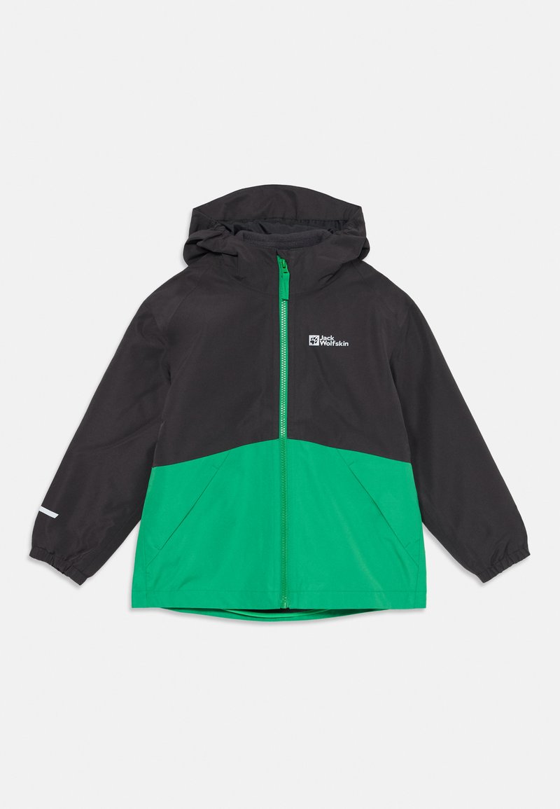 Casaco verde e preto com capuz, apresentando um fecho frontal, dois bolsos laterais e punhos elásticos. Feito de material à prova d'água.