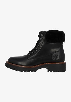 Bottine montante noire en cuir à lacets avec manchette en fourrure, semelle robuste et détail de couture marron sur le bord de la semelle.