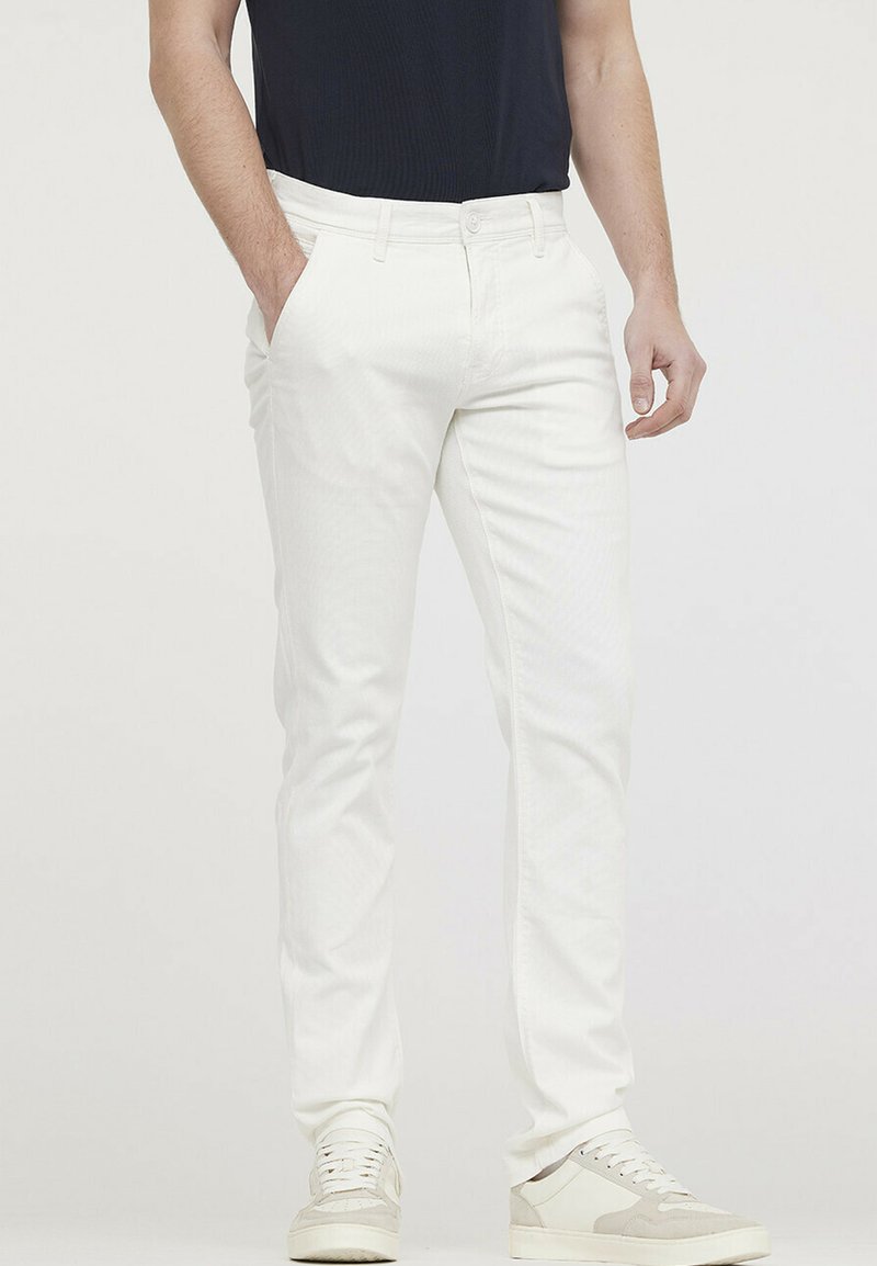Lee Cooper GALANT - Chino - blanc