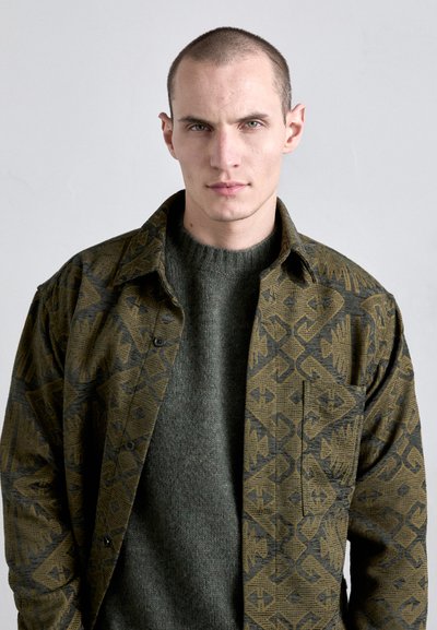 NN.07 ADWIN - Cămașă - dark green