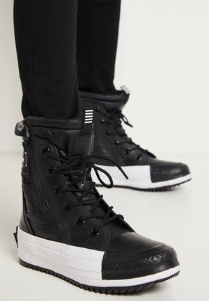 CHUCK TAYLOR ALL STAR - Snowboots  - black/white