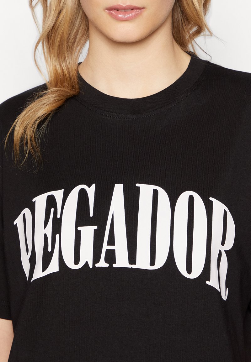 Damen T-Shirts | Pegador MIAMI TEE FLAMINGO T-Shirt print black/flamingo/schwarz - RD74722 Damen T-Shirts | Pegador MIAMI TEE FLAMINGO T-Shirt print black/flamingo/schwarz - RD74722