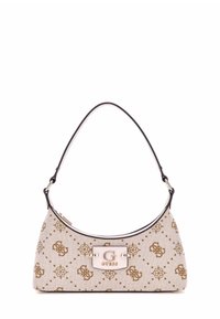 Borsa a tracolla bianca con texture e silhouette curva, placca con logo GUESS dorato e motivo geometrico marrone. Presenta una tracolla nera.