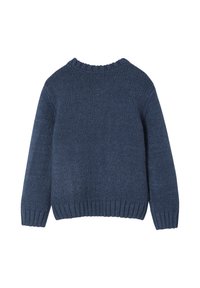 Dunkelblauer, gestrickter Rundhalsausschnitt-Pullover mit langen Ärmeln sowie Rippbündchen und -saum, flach auf einem weißen Hintergrund präsentiert.