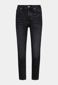 Vaqueros de mezclilla negros con un ajuste ajustado, que cuentan con cinco bolsillos, cierre de botón y un sutil desgaste. Textura suave con un aspecto clásico.