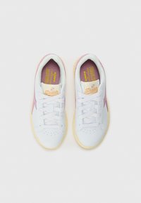 Diadora GAME STEP SNOOPY UNISEX - Scarpe da allenamento - pink/mauve/orchid