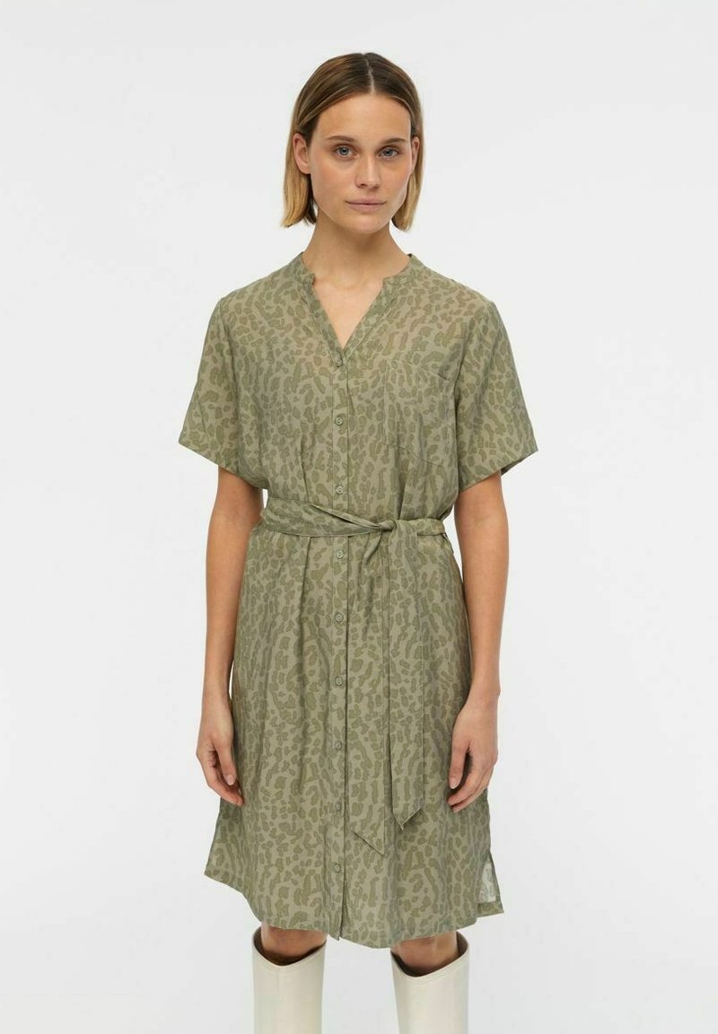 Damen Freizeitkleider | Object NOOS Blusenkleid seagrass/hellgrün - AF88914 Damen Freizeitkleider | Object NOOS Blusenkleid seagrass/hellgrün - AF88914