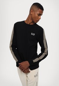 EA7 Emporio Armani FELPA - Ikdienas džemperis - black