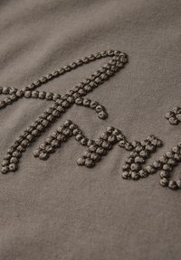 Street One MIT WORDING-STICKEREI - Print T-shirt - braun