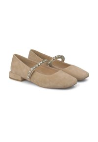 Ballerine in suede beige con punta quadrata e una fascia decorativa con strass trasparenti e luccicanti sulla parte superiore. Tacco basso a blocco.