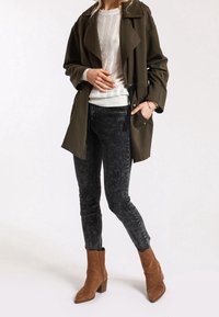 Pimkie Abrigo corto - khaki