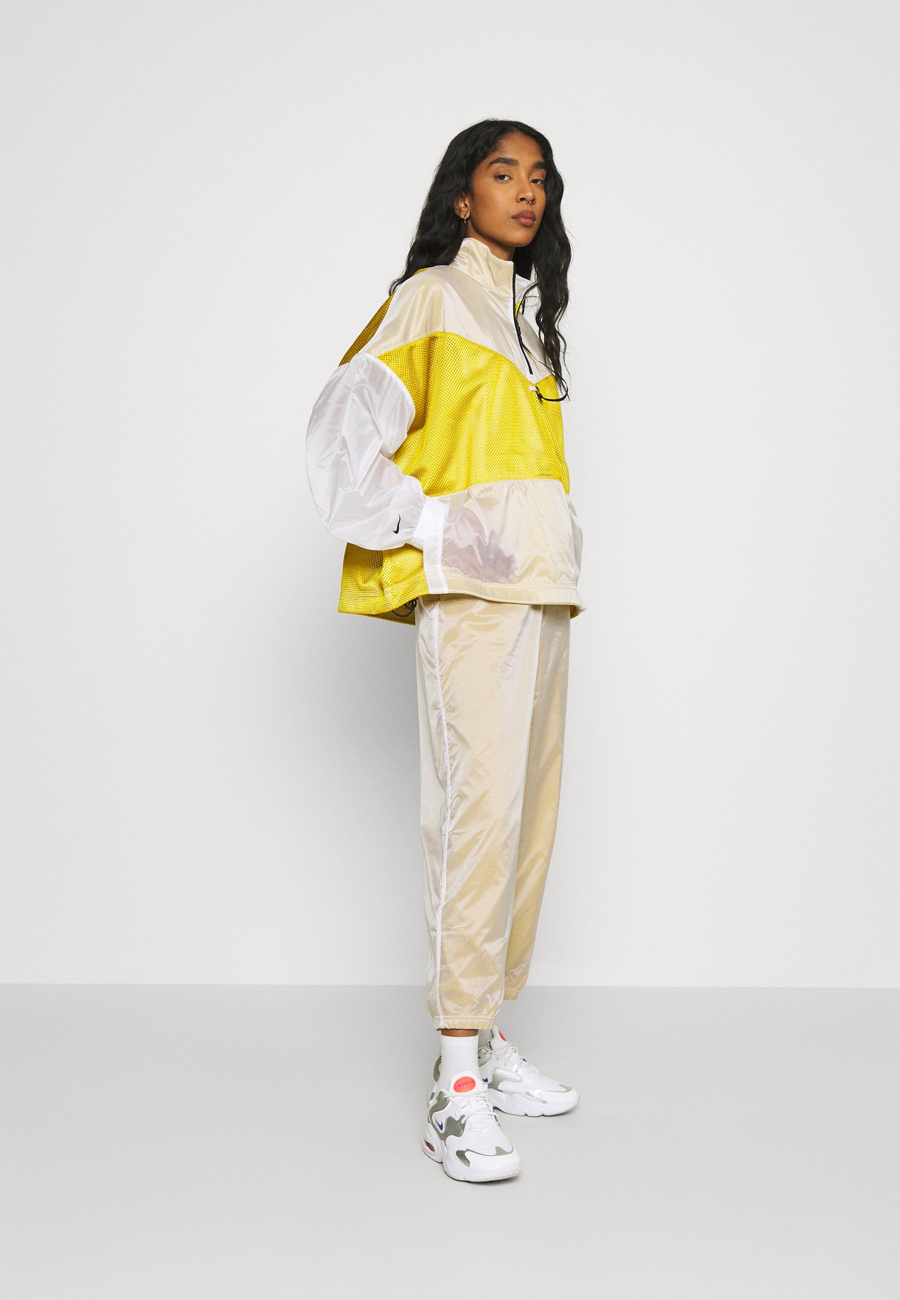 Nike Sportswear Pantaloni sportivi - dark citron/white/black/giallo -  Zalando.it