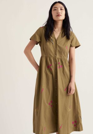 Seasalt Cornwall, SEASALT CORNWALL FOWEN SHIRT DRESS - Blousejurk - green - flora embroidery fern moss