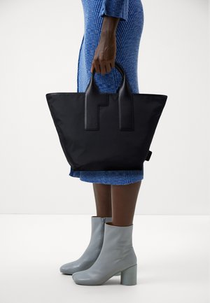 ARCO FLY TOTE - Torba za nakupovanje - nero/vetiver