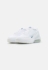 Nike Sportswear AIR MAX PULSE - Joggesko - white/glacier blue/court blue/pure platinum/summit white
