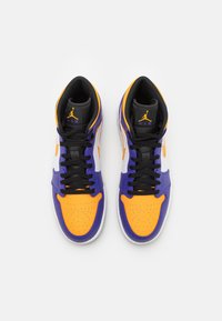 Jordan AIR JORDAN 1 MID - Sapatilhas de cano alto - dark concord/taxi/white/black