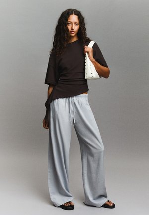 Bershka Nohavice - grey