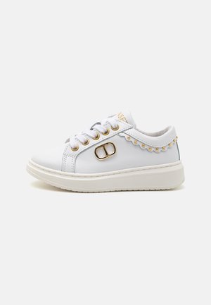 TWINSET Trainers - white