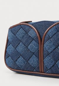 sessùn DIVINOU BRAIDED - Borsa a tracolla - denim blue