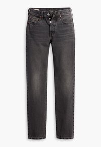 Jeans de mezclilla negra con un diseño de pierna recta. Presenta herrajes de botón tono cobre, cinco bolsillos y un ligero desgastado en la parte frontal.