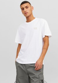 Jack & Jones - CLASSIC TEE CREW NECK - T-Shirt basic - white Thumbnail-Bild 1