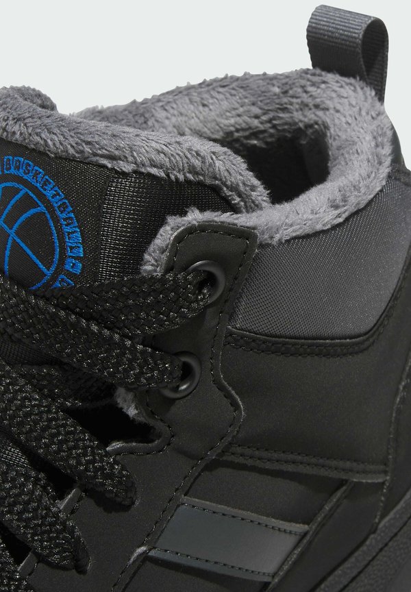 RAPID MID WINTERIZED - Basketball shoes3