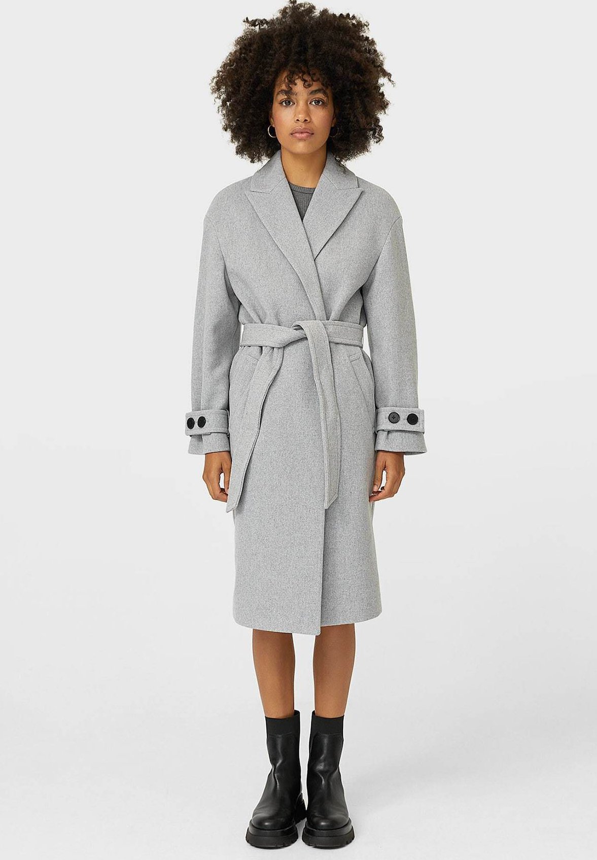 stradivarius beige coat