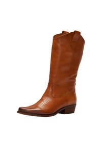 Bota de vaquero de cuero marrón con punta afilada, detalle de costura en la punta y un tacón corto apilado. Presenta lengüetas en la parte superior.