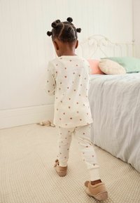Next REGULAR FIT - Nattplagg set - cream bunny