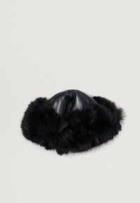 Atlasīts, black