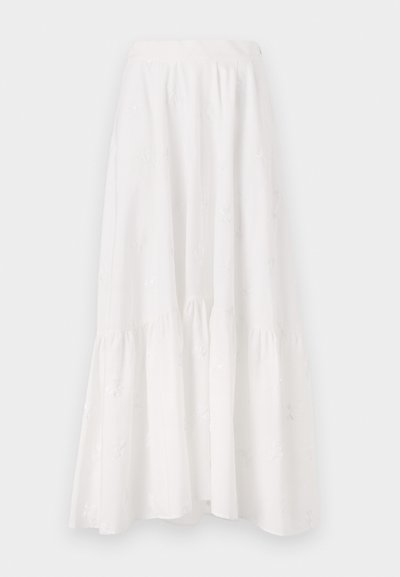 Fustă midi albă dintr-un material ușor, cu un design în straturi, având broderie florală subtilă și un tiv strâns.