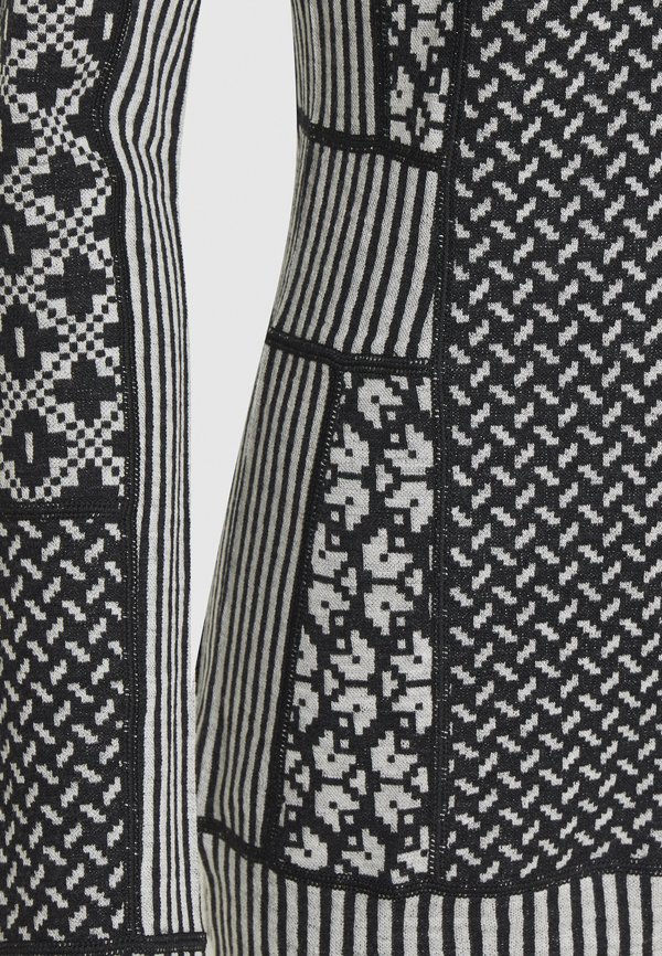 SMEKKER H/Z - Jumper2