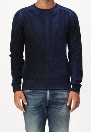 Sweter