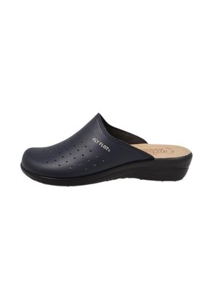 Zoccolo blu navy slip-on con tomaia traforata, soletta imbottita, tacco leggero e logo "FLY FLOT" sul lato.