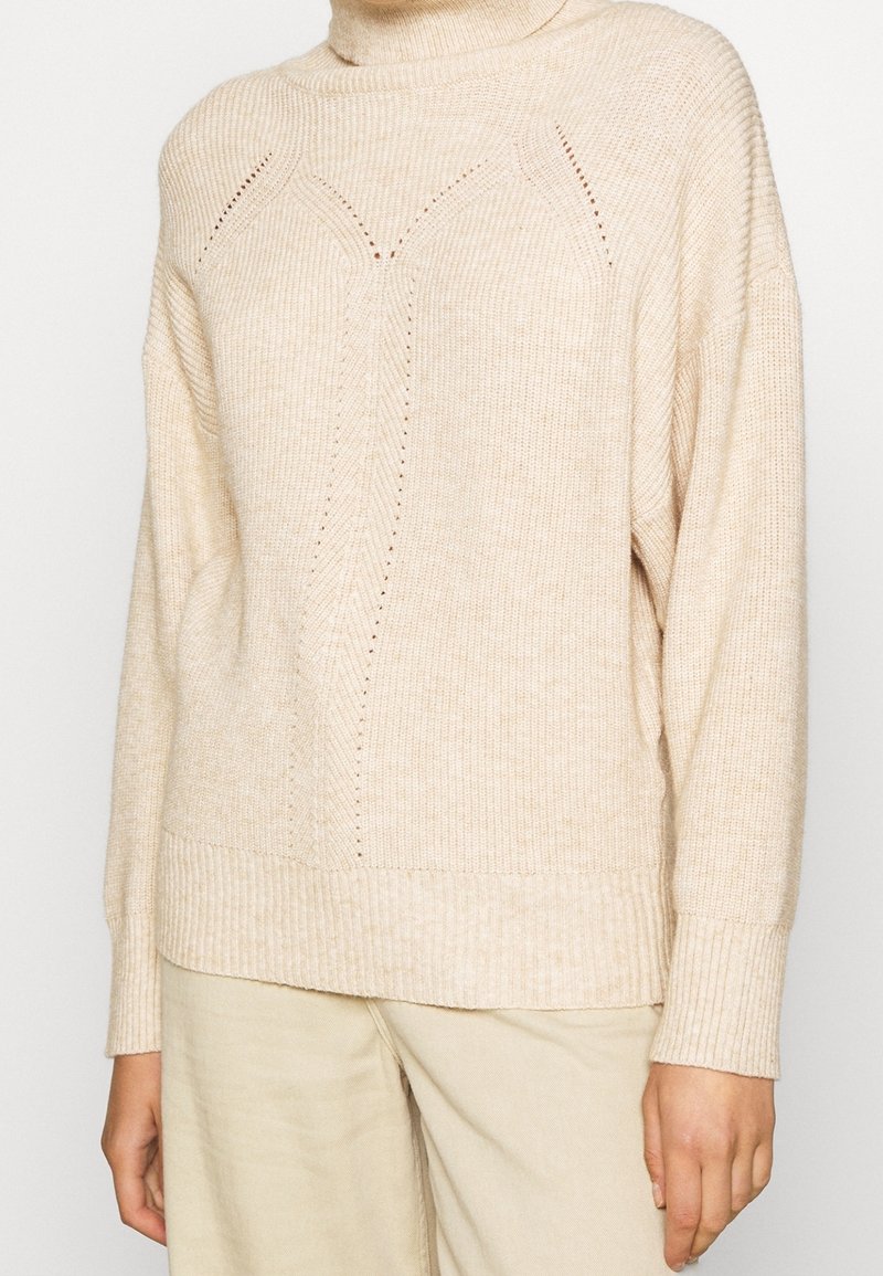 Molly Bracken Sweter