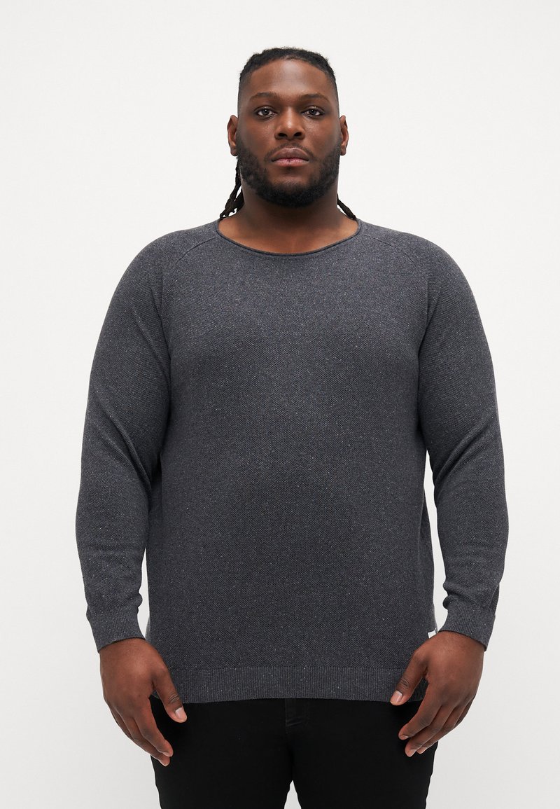 Gray sweater made of textured knit fabric, featuring a wide neckline and long sleeves. Ribbed cuffs and hem with subtle flecks.