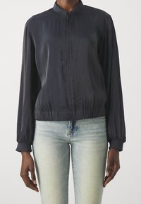 Armani Exchange Bomber bunda - dark blue
