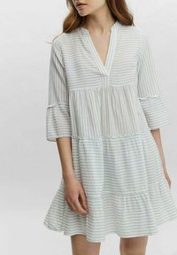 Vero Moda Sukienka letnia